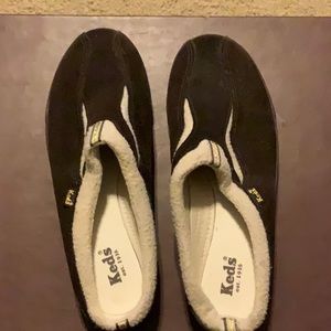 Ladies sz.8 KEDS fur lined mule #041204